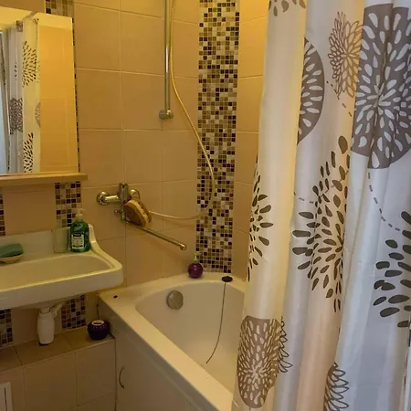 شقة Spacious One With A Balcony, Jaerveotsa Tee 41